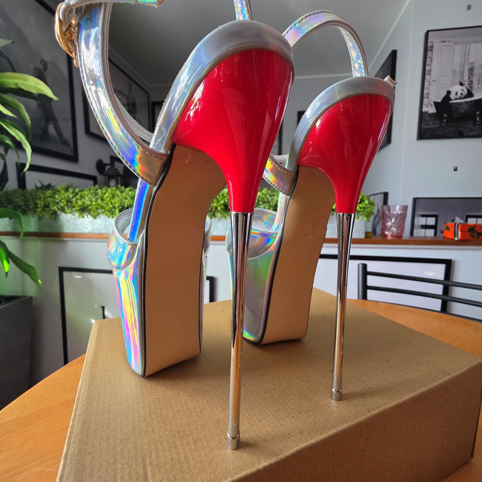 SHOES OF HOLLYWOOD SILVER HOLLOGRAM STRAPPY 8 INCH STAINLESS STEEL HIGH HEEL STILETTO PLATFORM  SHOES 8 USA