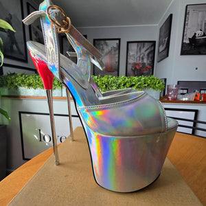 SHOES OF HOLLYWOOD SILVER HOLLOGRAM STRAPPY 8 INCH STAINLESS STEEL HIGH HEEL STILETTO PLATFORM  SHOES 8 USA